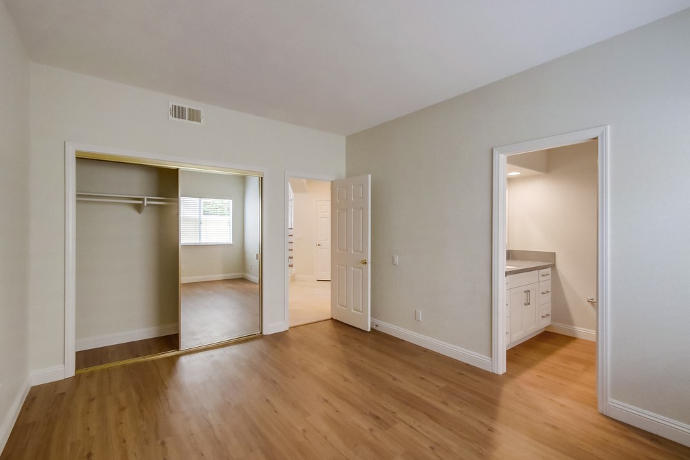 Virtual tour photo 21 of 24 for 4853 Bradshaw Ct