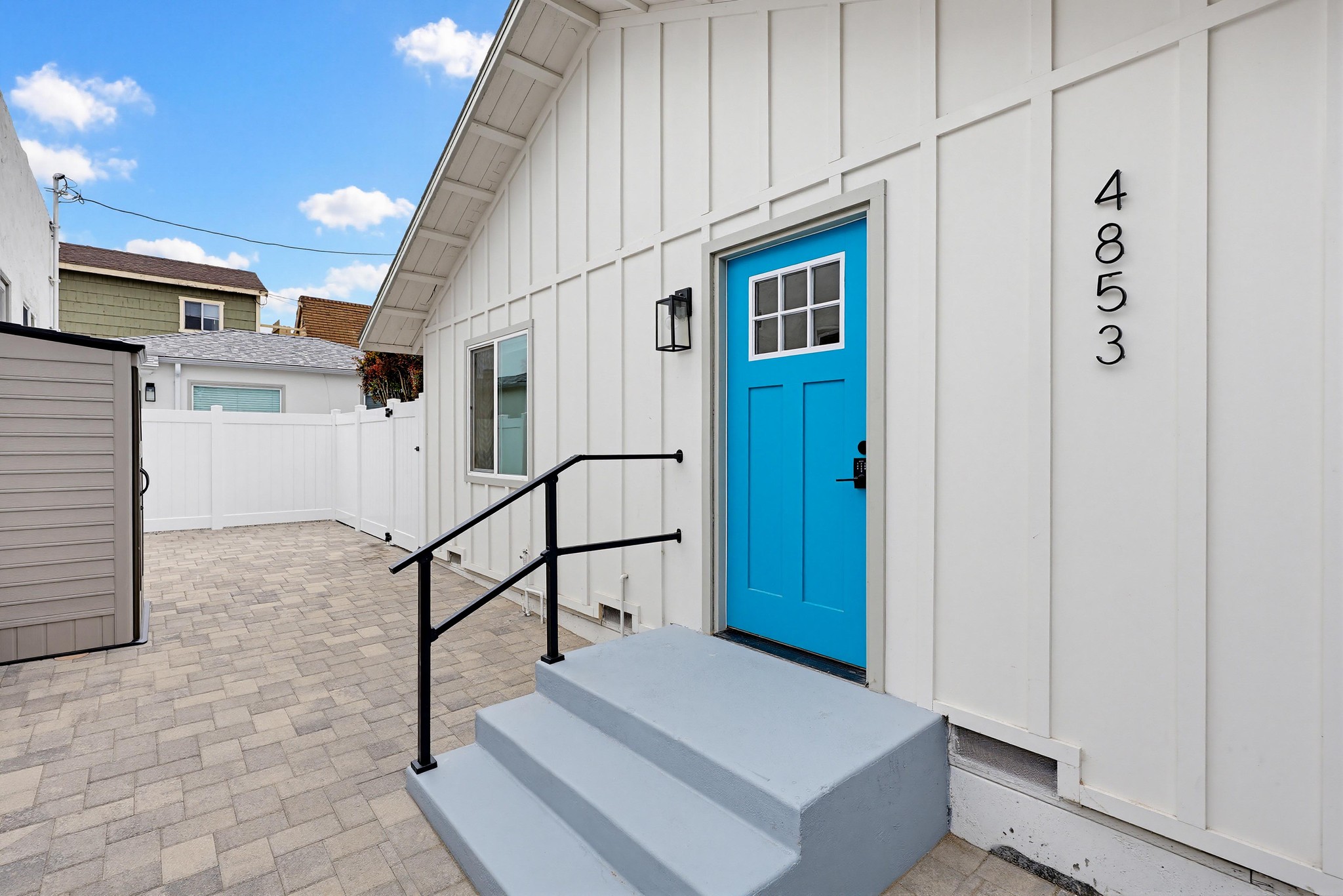Virtual tour photo 6 of 39 for 4853 Long Branch Ave