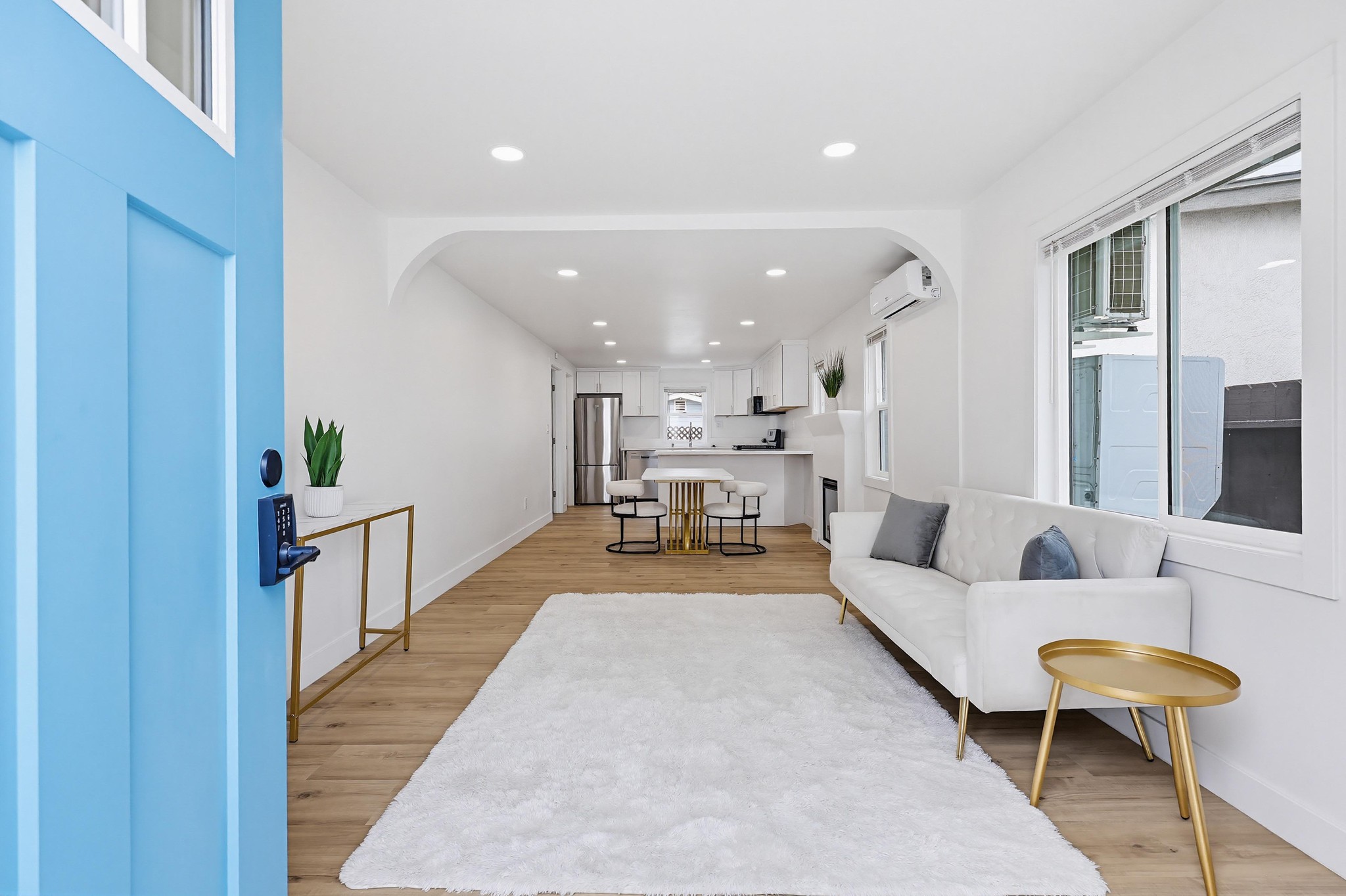 Virtual tour photo 8 of 39 for 4853 Long Branch Ave