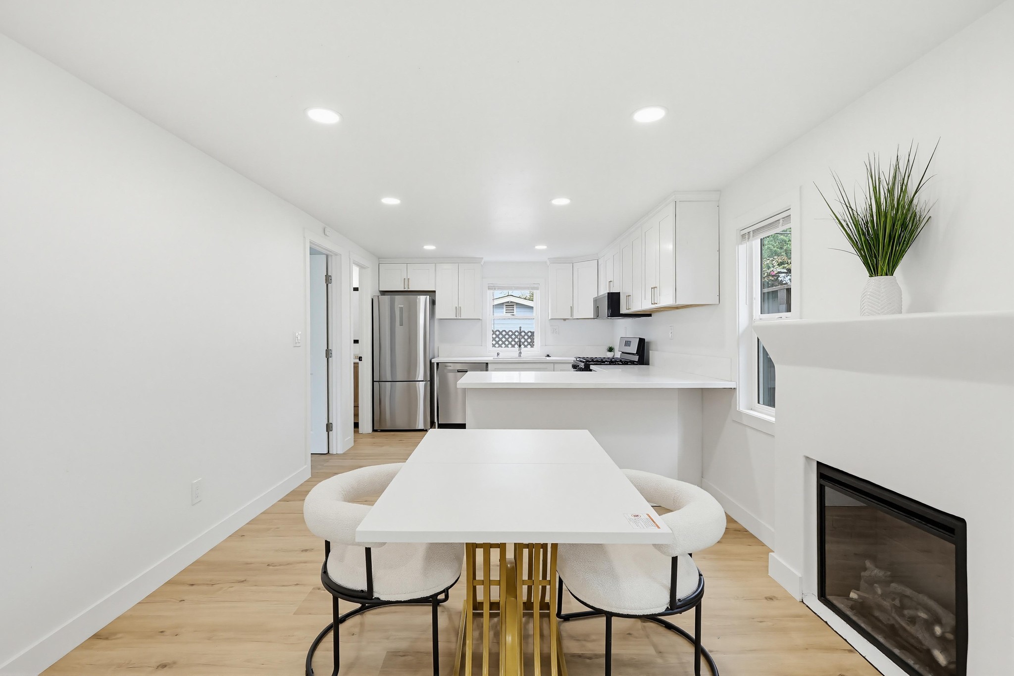 Virtual tour photo 14 of 39 for 4853 Long Branch Ave