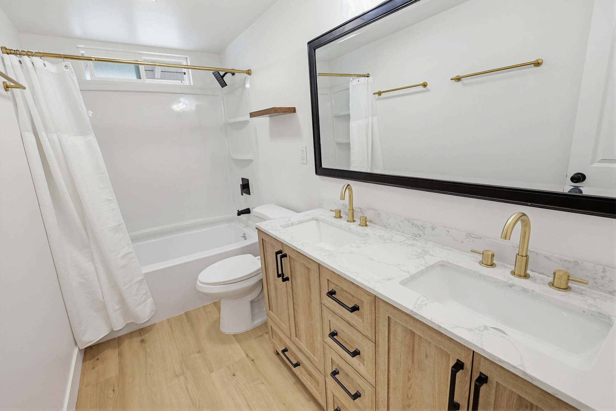 Virtual tour photo 26 of 39 for 4853 Long Branch Ave