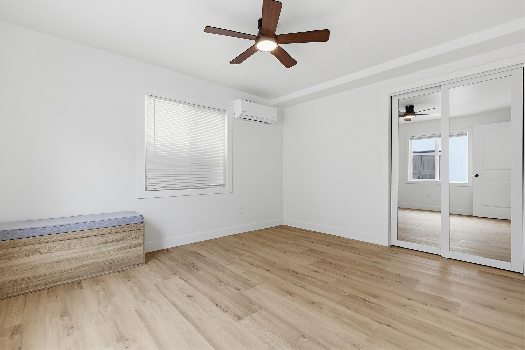 Virtual tour photo 31 of 39 for 4853 Long Branch Ave
