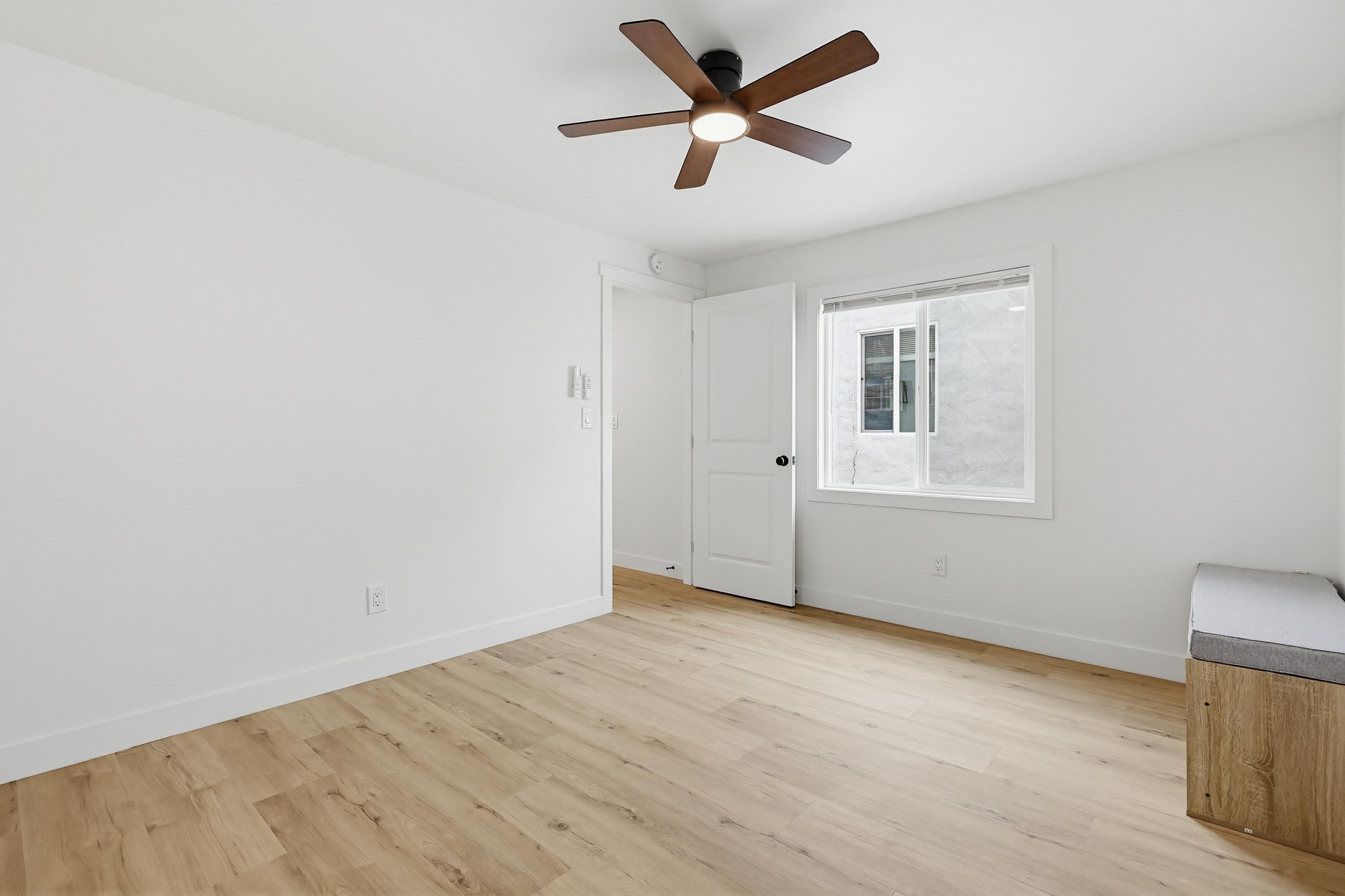 Virtual tour photo 34 of 39 for 4853 Long Branch Ave