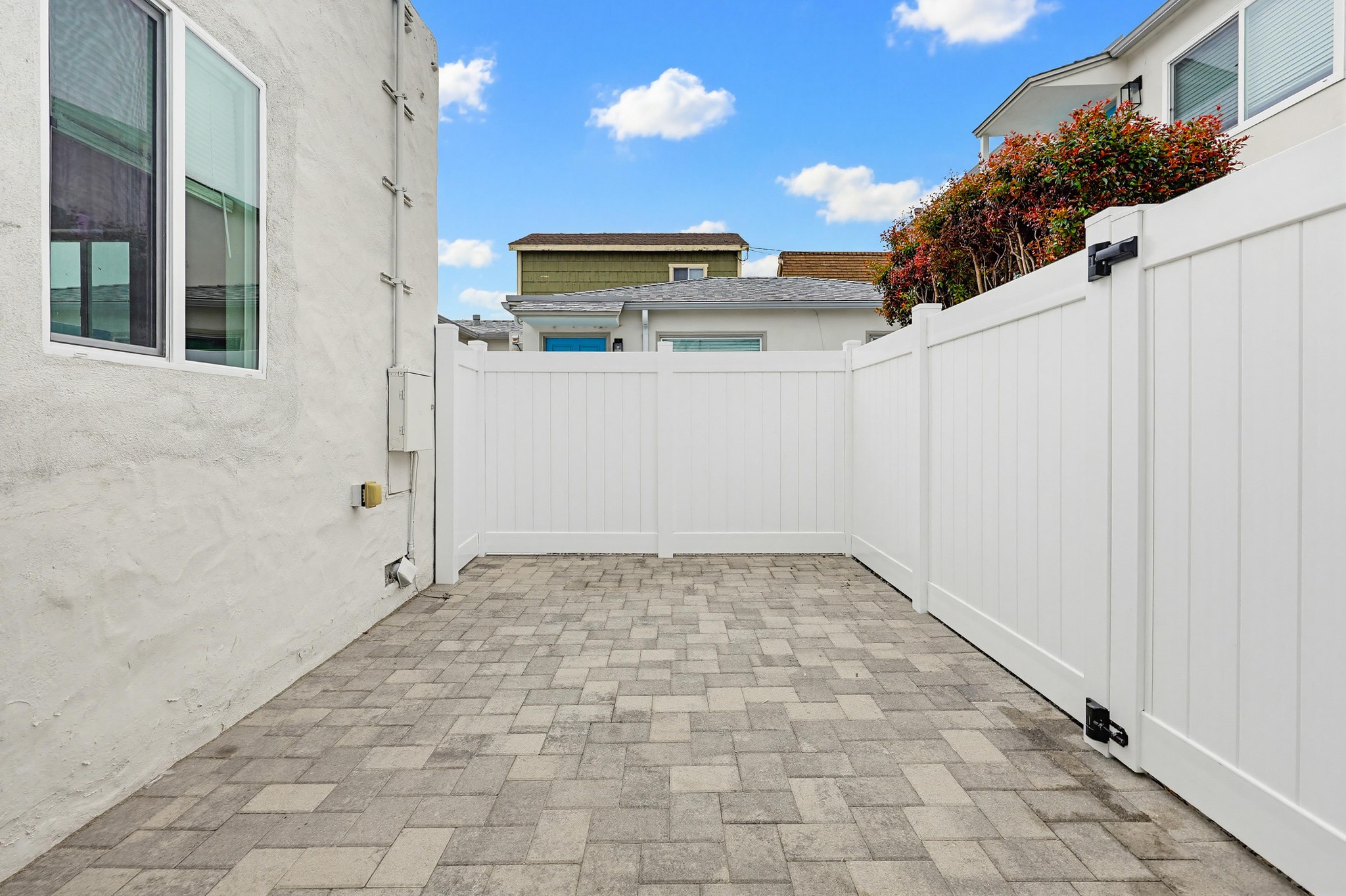 Virtual tour photo 36 of 39 for 4853 Long Branch Ave