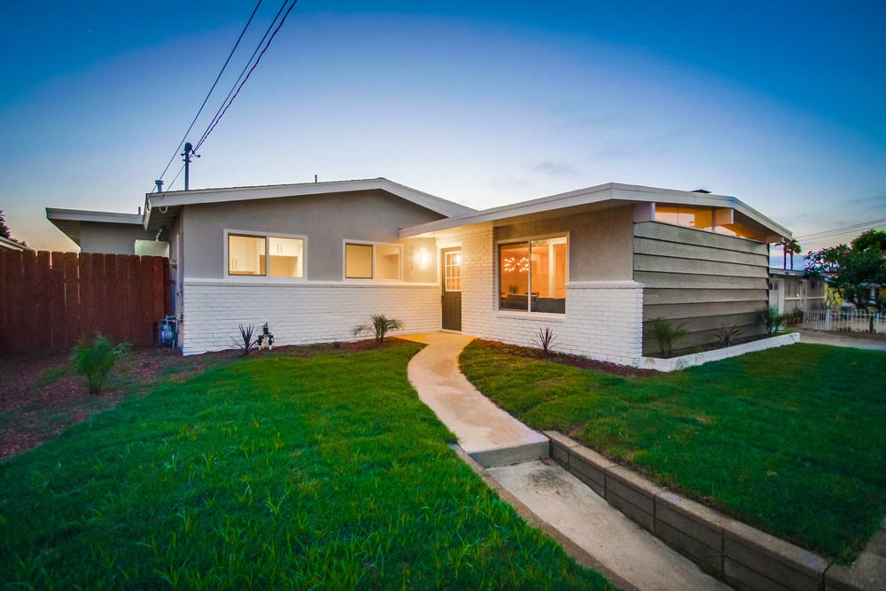 Virtual tour photo 5 of 75 for 4854 Doliva Dr