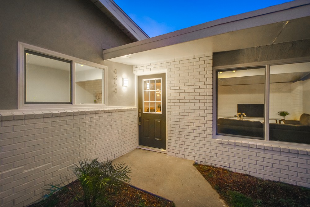 Virtual tour photo 7 of 75 for 4854 Doliva Dr