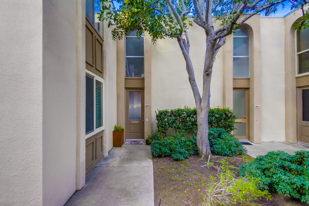 Virtual tour photo 3 of 48 for 4855 Collwood Blvd