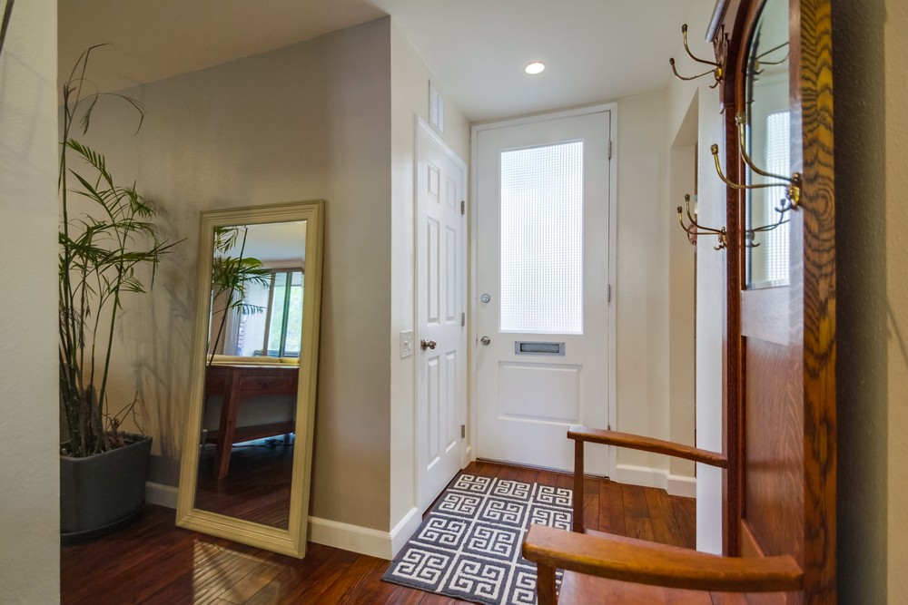 Virtual tour photo 7 of 48 for 4855 Collwood Blvd