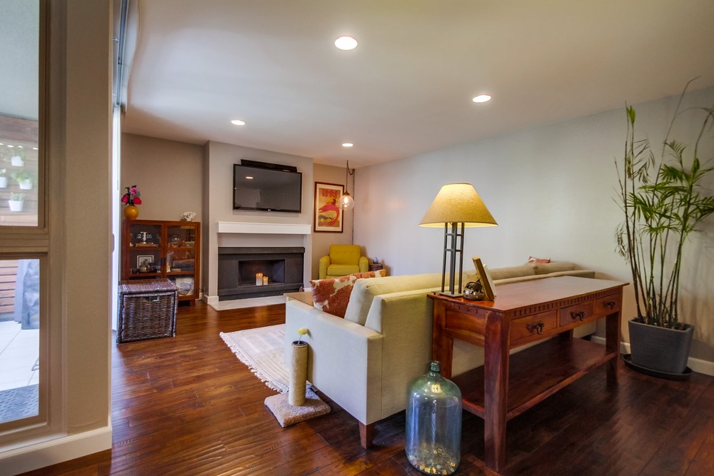 Virtual tour photo 8 of 48 for 4855 Collwood Blvd