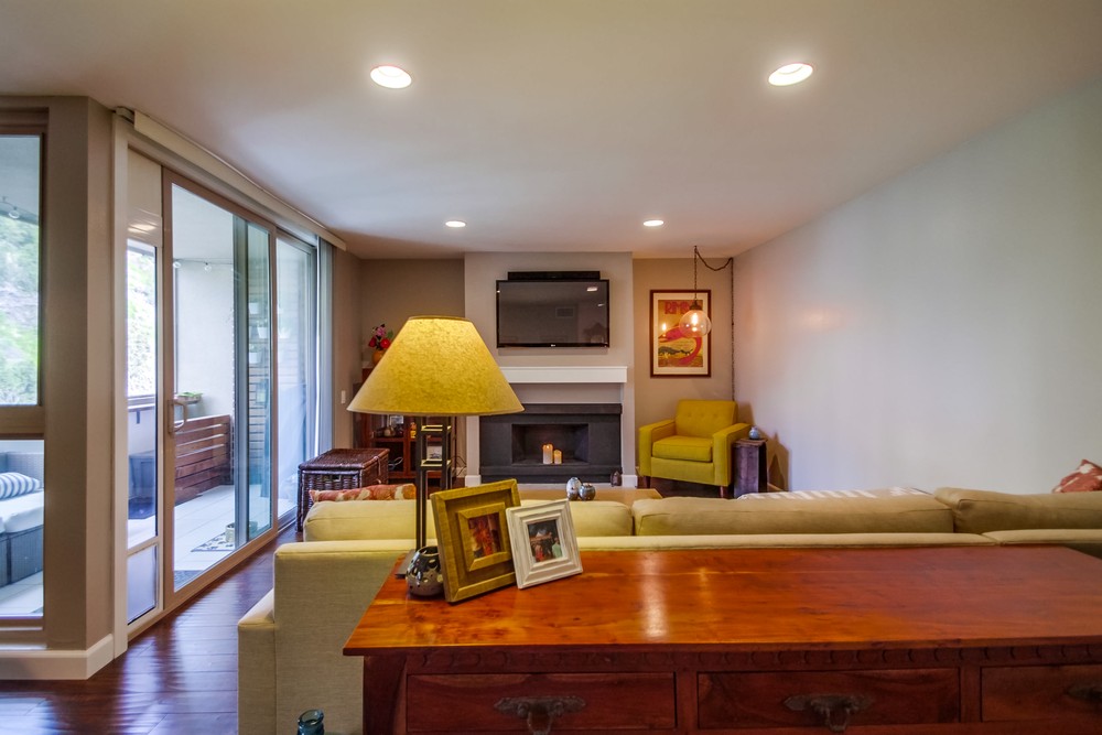 Virtual tour photo 9 of 48 for 4855 Collwood Blvd