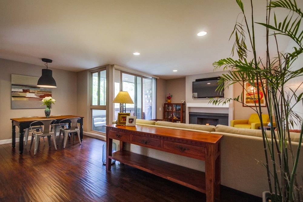 Virtual tour photo 10 of 48 for 4855 Collwood Blvd