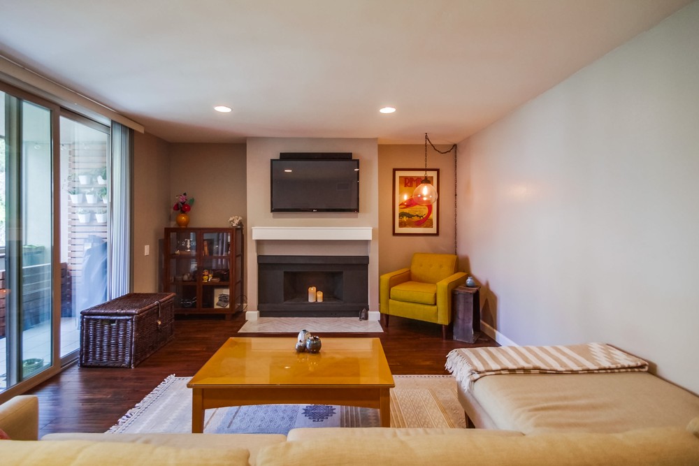 Virtual tour photo 11 of 48 for 4855 Collwood Blvd