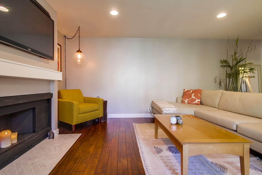 Virtual tour photo 13 of 48 for 4855 Collwood Blvd