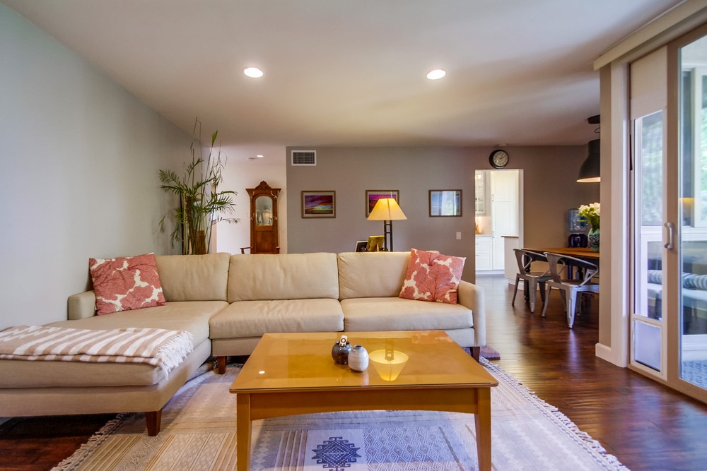 Virtual tour photo 16 of 48 for 4855 Collwood Blvd
