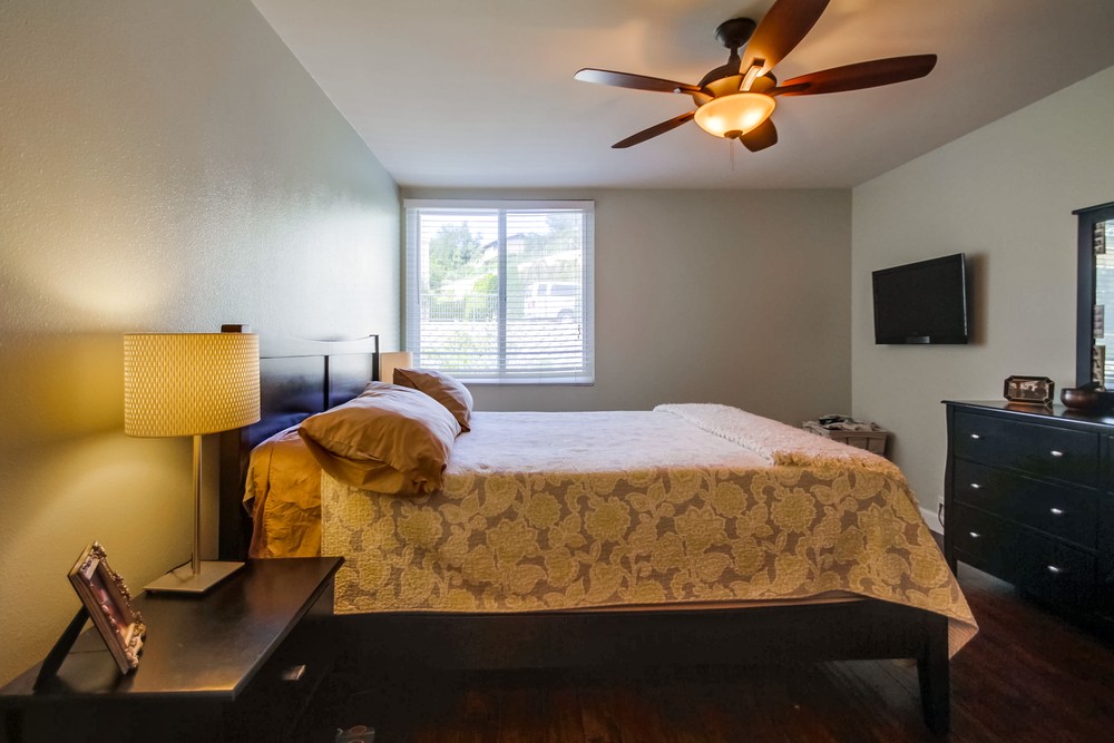 Virtual tour photo 34 of 48 for 4855 Collwood Blvd