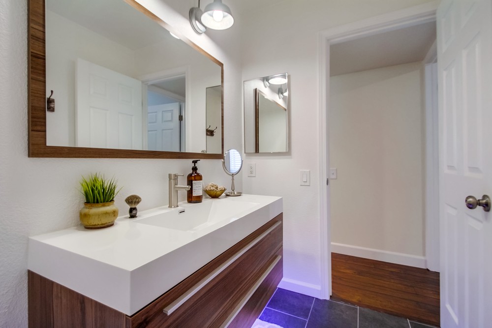 Virtual tour photo 43 of 48 for 4855 Collwood Blvd