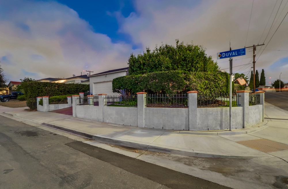 Virtual tour photo 4 of 81 for 4856 Date St