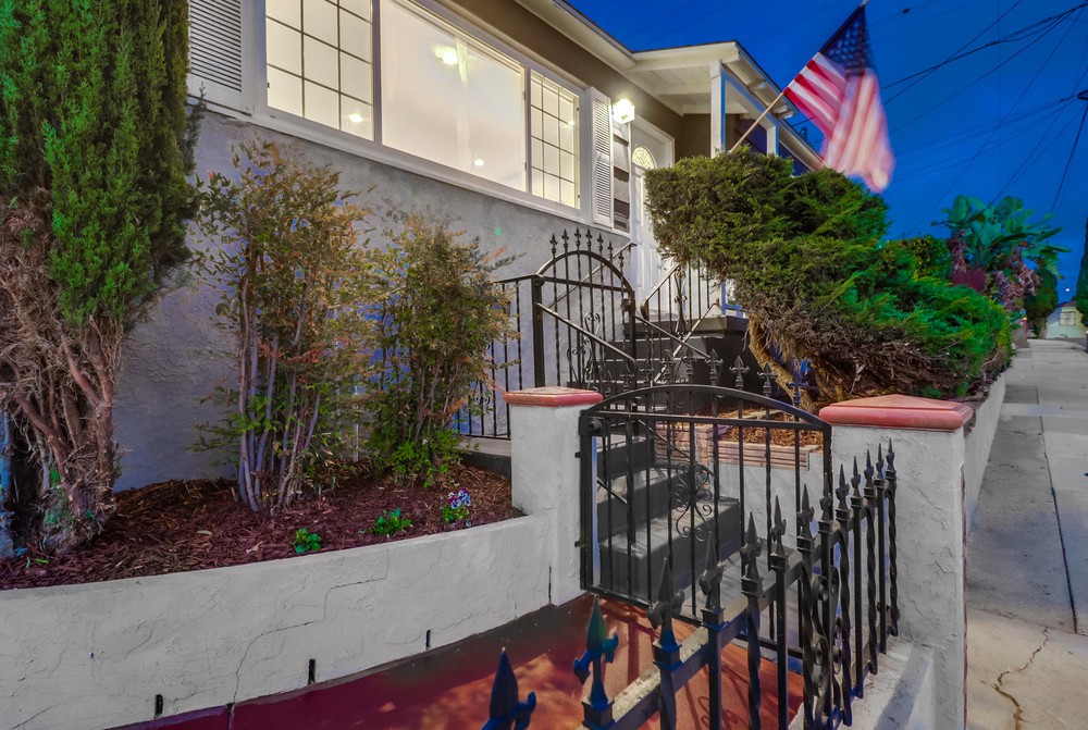Virtual tour photo 7 of 81 for 4856 Date St
