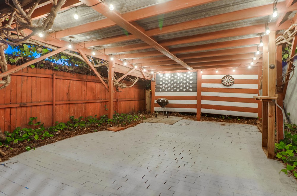 Virtual tour photo 15 of 81 for 4856 Date St