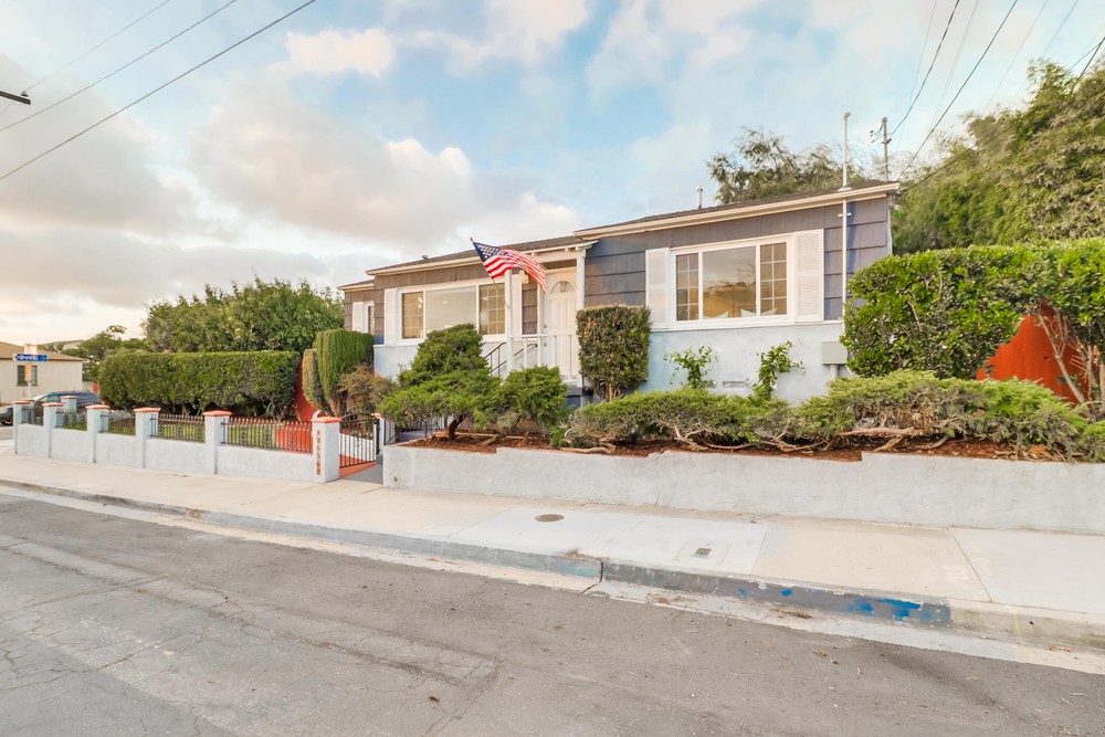 Virtual tour photo 61 of 81 for 4856 Date St