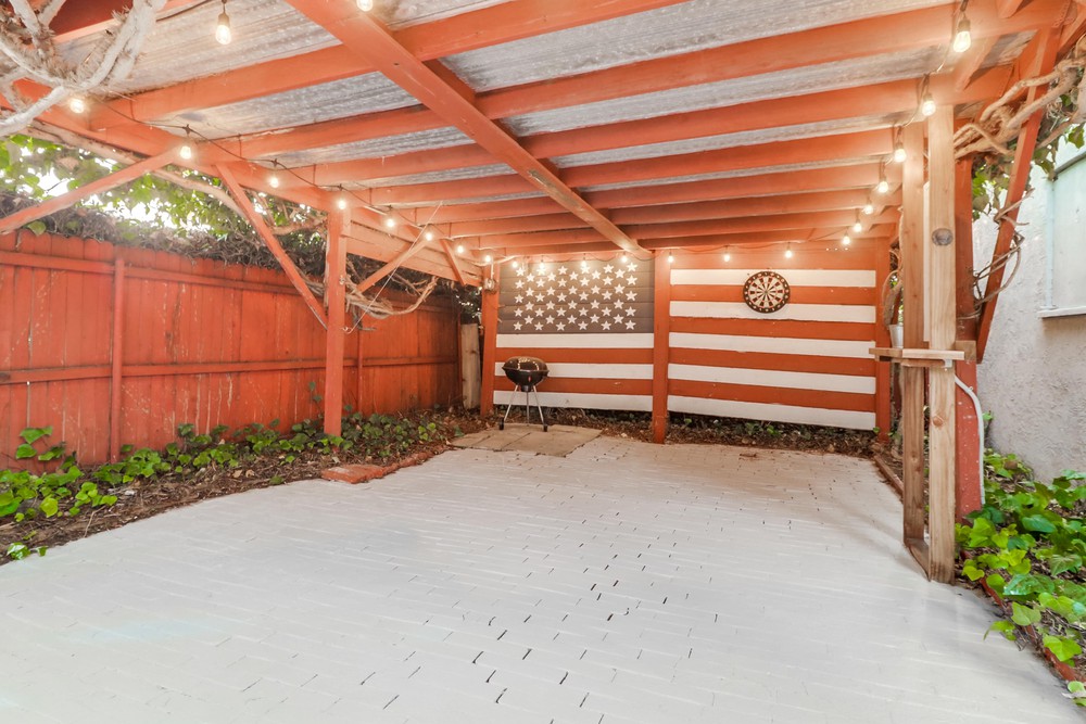 Virtual tour photo 76 of 81 for 4856 Date St