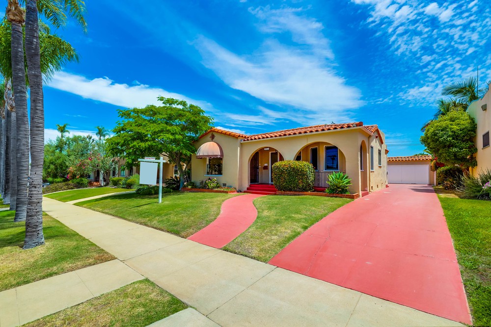 Virtual tour photo 3 of 41 for 4857 Edgeware Rd