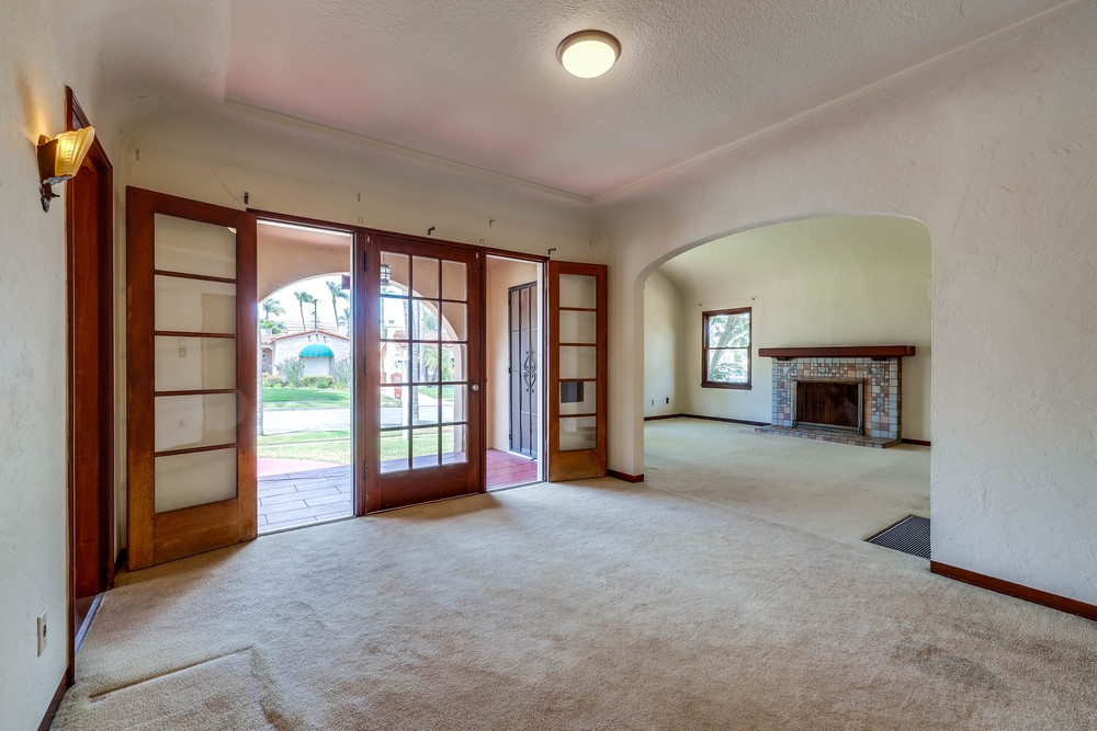 Virtual tour photo 11 of 41 for 4857 Edgeware Rd