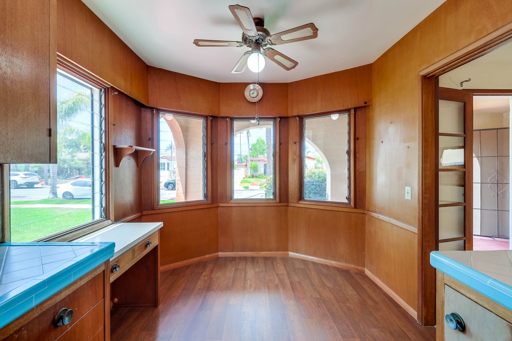 Virtual tour photo 19 of 41 for 4857 Edgeware Rd