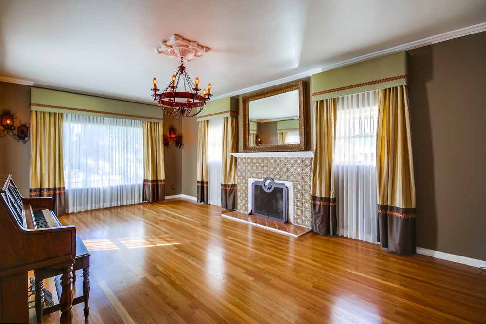 Virtual tour photo 4 of 69 for 4857 Marlborough Dr