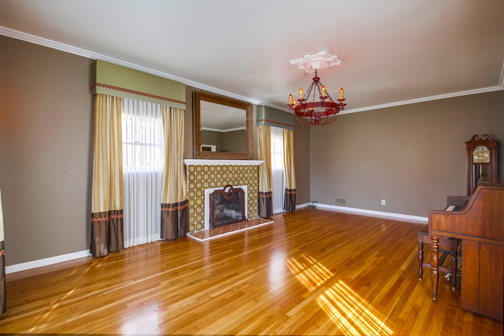 Virtual tour photo 8 of 69 for 4857 Marlborough Dr