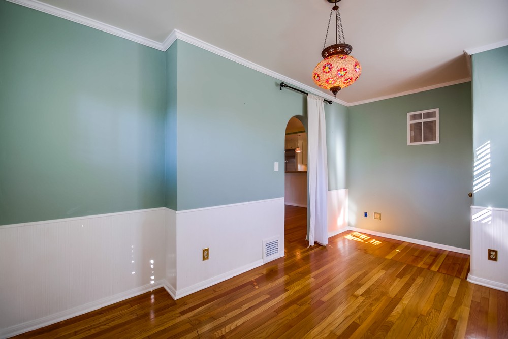 Virtual tour photo 30 of 69 for 4857 Marlborough Dr