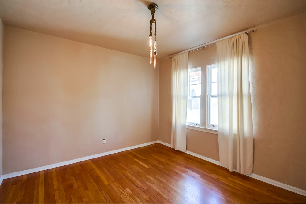 Virtual tour photo 31 of 69 for 4857 Marlborough Dr