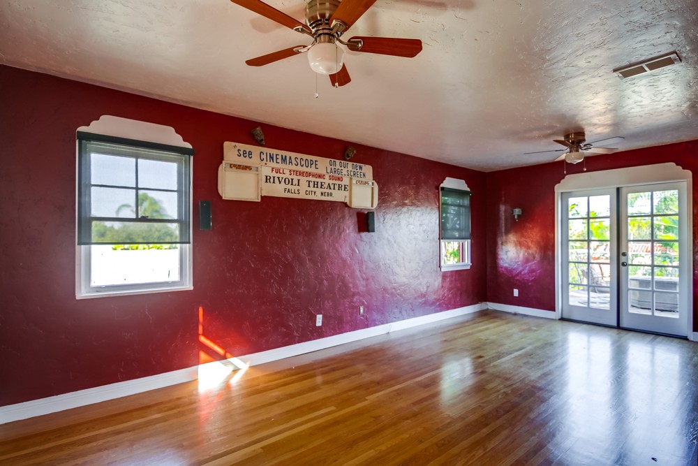 Virtual tour photo 38 of 69 for 4857 Marlborough Dr