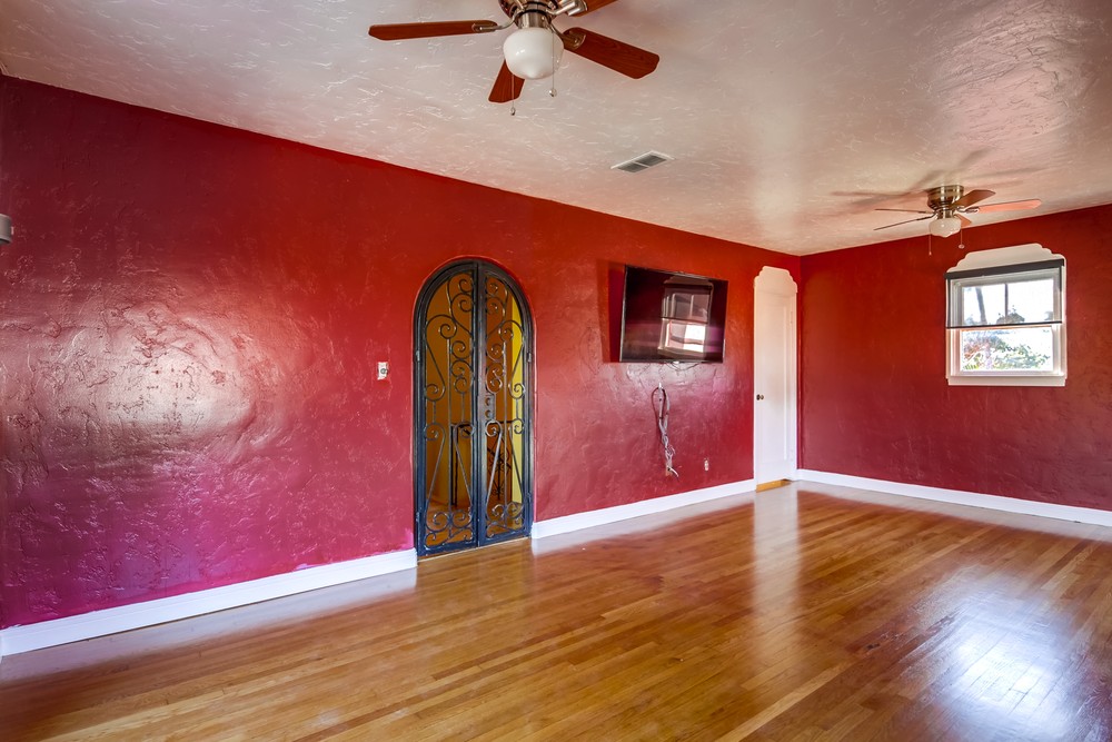 Virtual tour photo 40 of 69 for 4857 Marlborough Dr