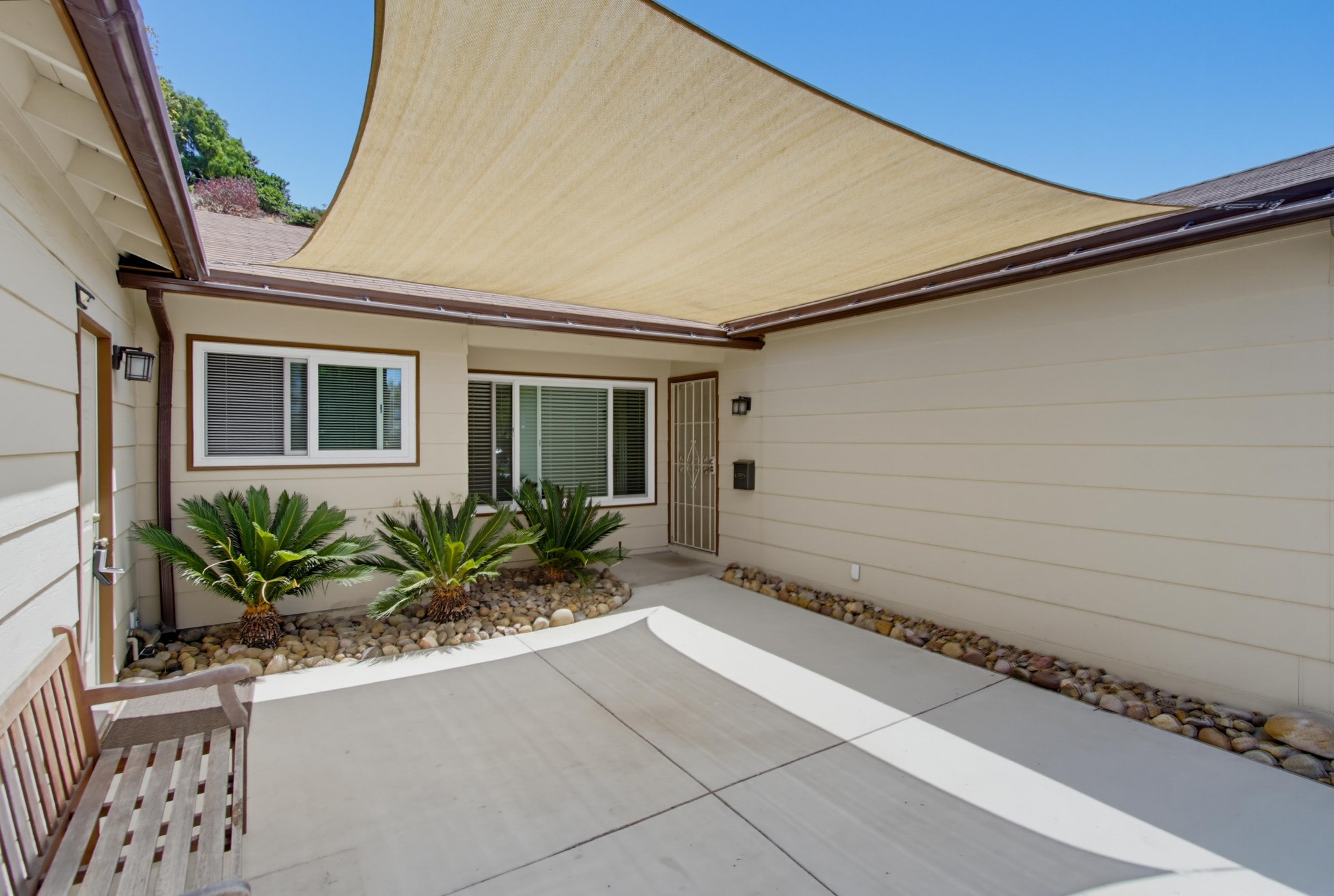 Virtual tour photo 6 of 54 for 4859 Campanile Dr