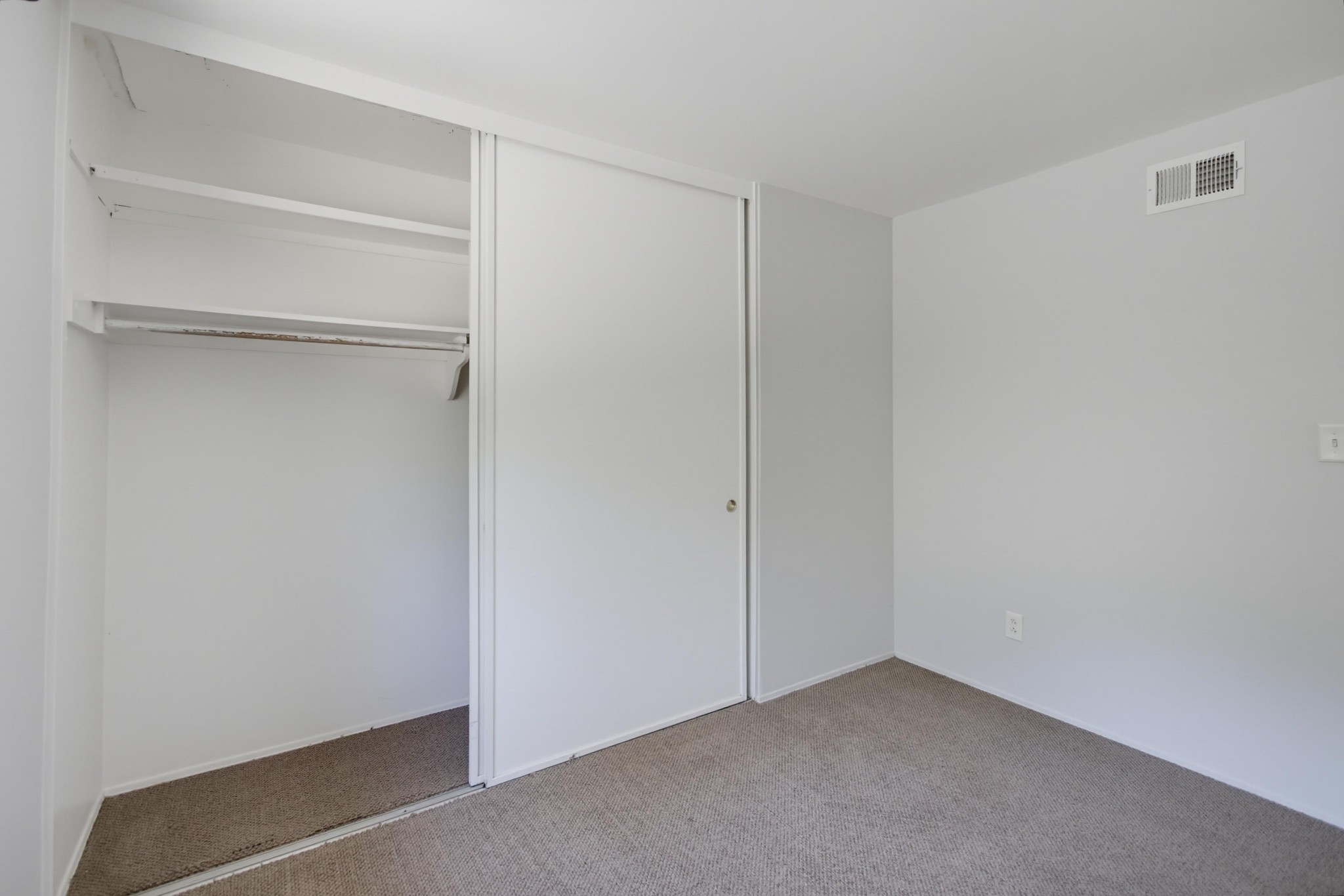 Virtual tour photo 23 of 54 for 4859 Campanile Dr