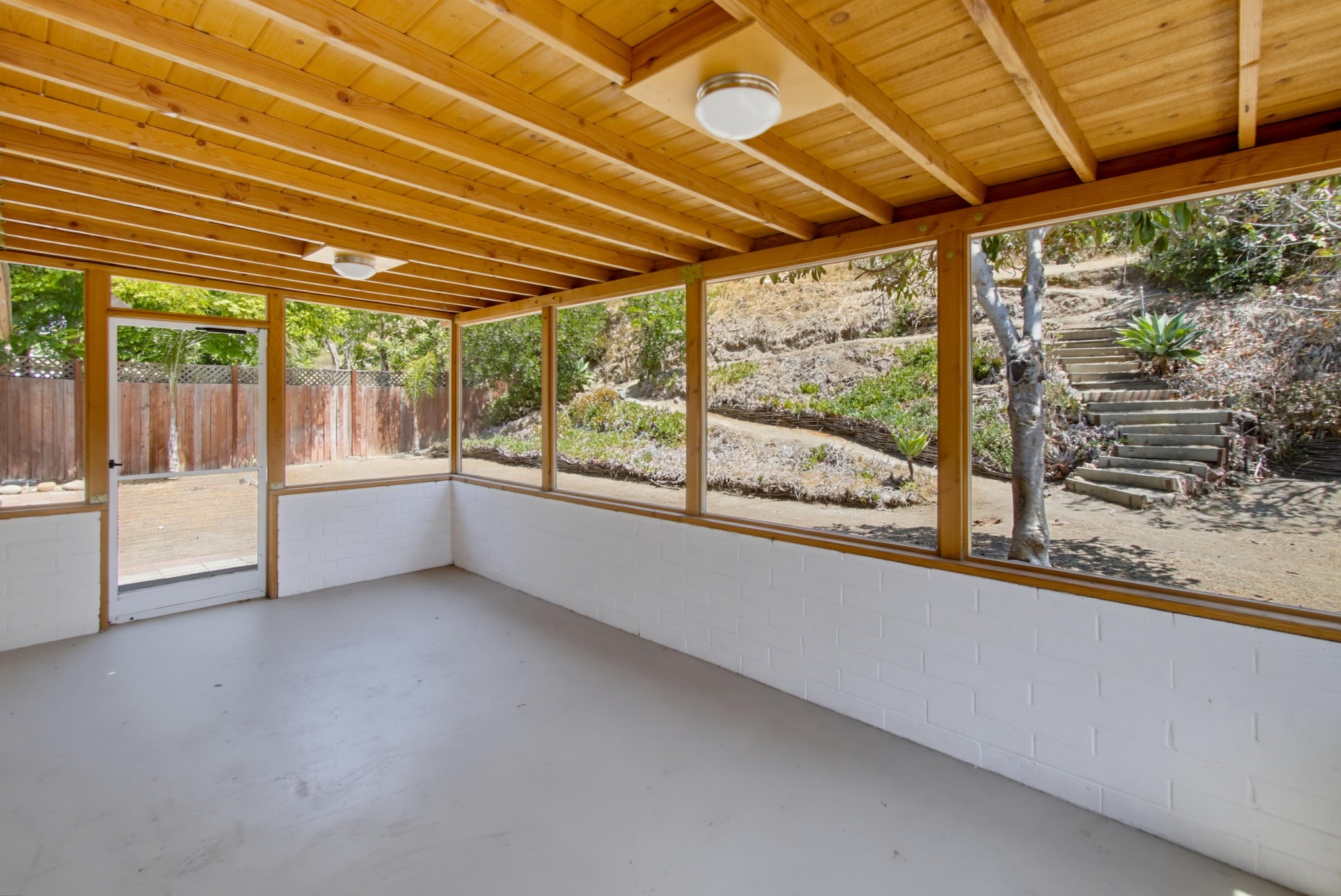 Virtual tour photo 41 of 54 for 4859 Campanile Dr