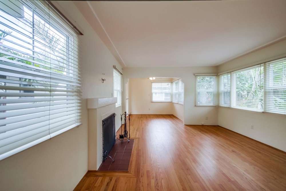Virtual tour photo 10 of 45 for 4859 Long Branch Ave