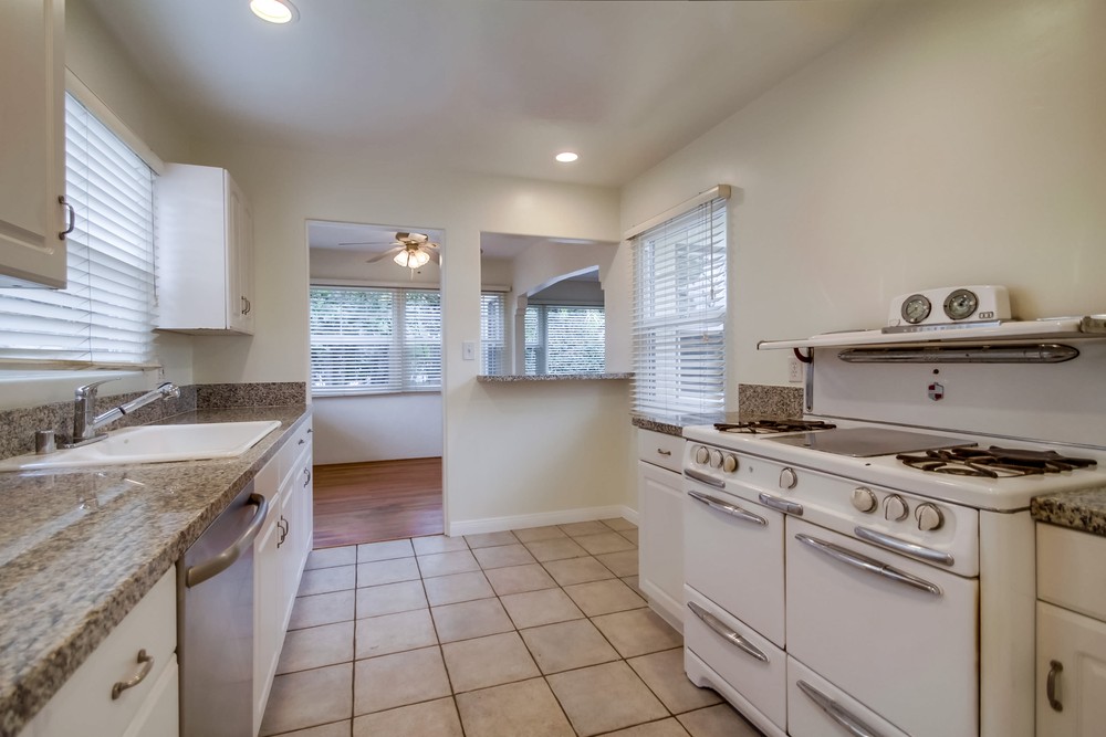 Virtual tour photo 28 of 45 for 4859 Long Branch Ave