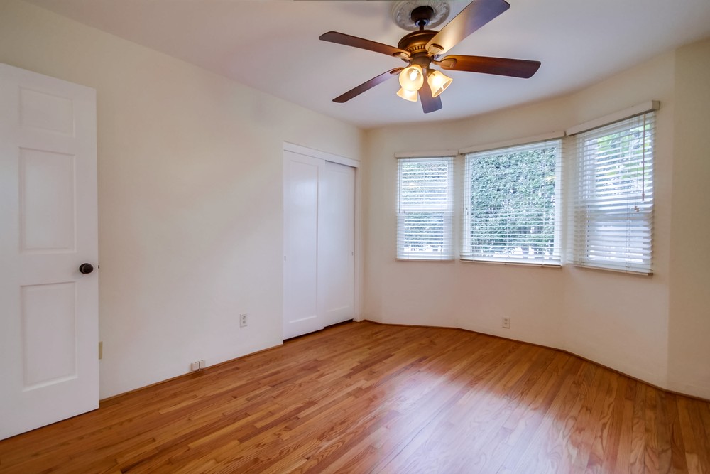 Virtual tour photo 31 of 45 for 4859 Long Branch Ave