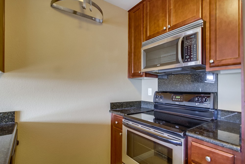 Virtual tour photo 18 of 35 for 4860 Rolando Ct #76