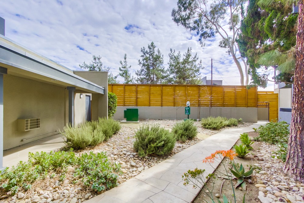 Virtual tour photo 33 of 35 for 4860 Rolando Ct #76