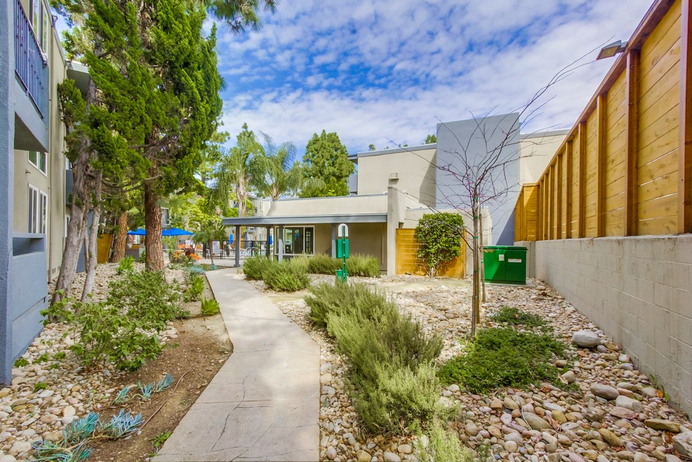 Virtual tour photo 34 of 35 for 4860 Rolando Ct #76