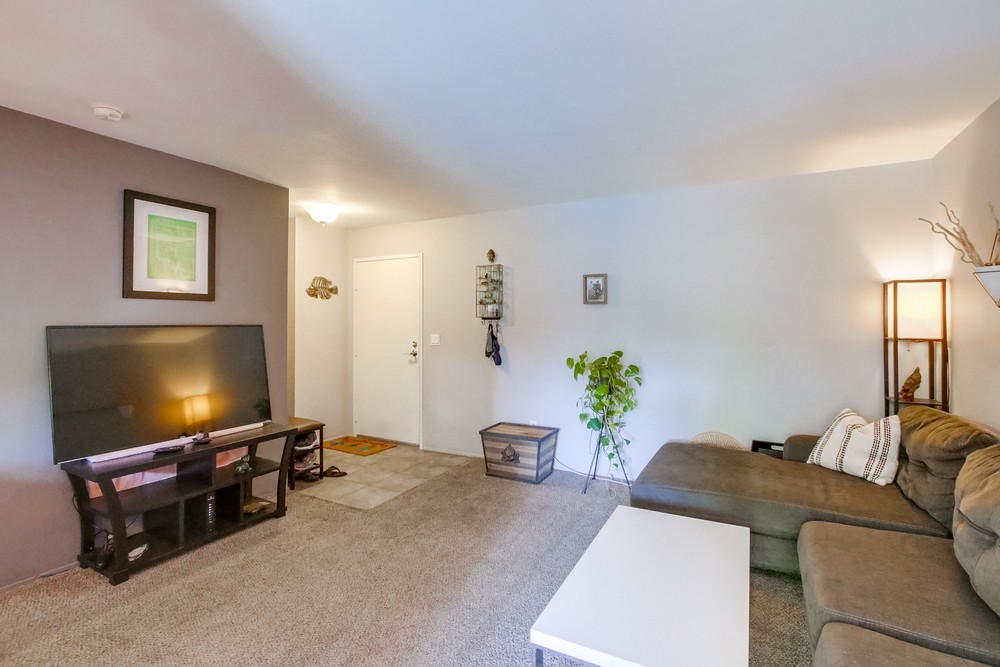Virtual tour photo 7 of 27 for 4860 Rolando Ct