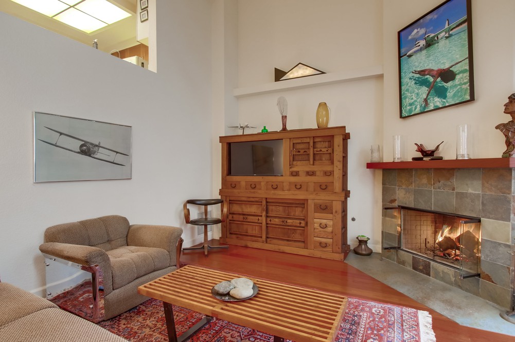 Virtual tour photo 6 of 47 for 4863 Orchard Ave