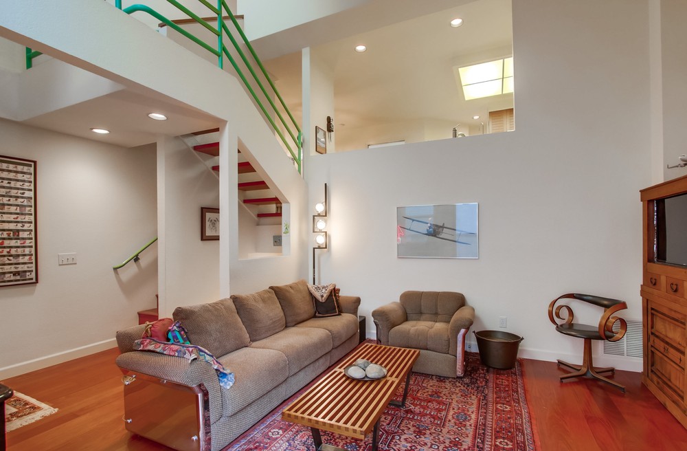 Virtual tour photo 7 of 47 for 4863 Orchard Ave
