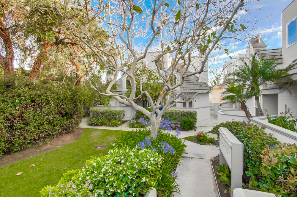 Virtual tour photo 41 of 47 for 4863 Orchard Ave