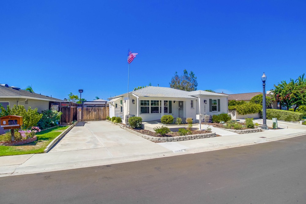 4866 Lorraine Dr Rancho Photos