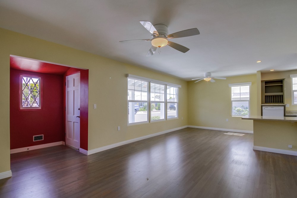 Virtual tour photo 10 of 36 for 4866 Lorraine Dr