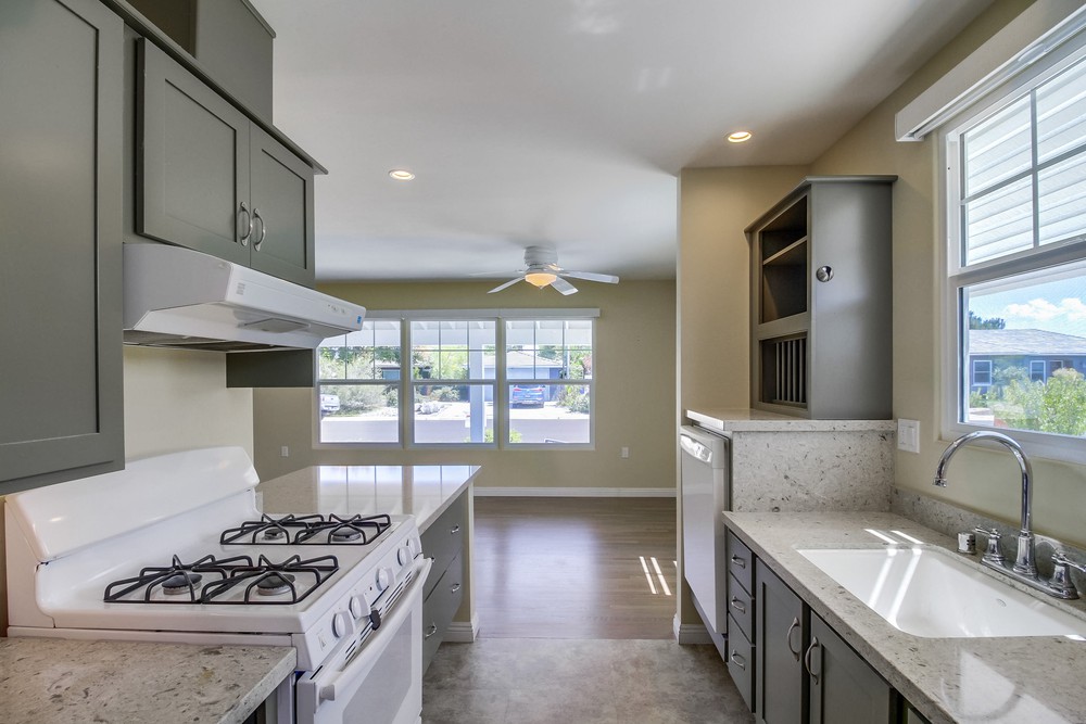 Virtual tour photo 16 of 36 for 4866 Lorraine Dr